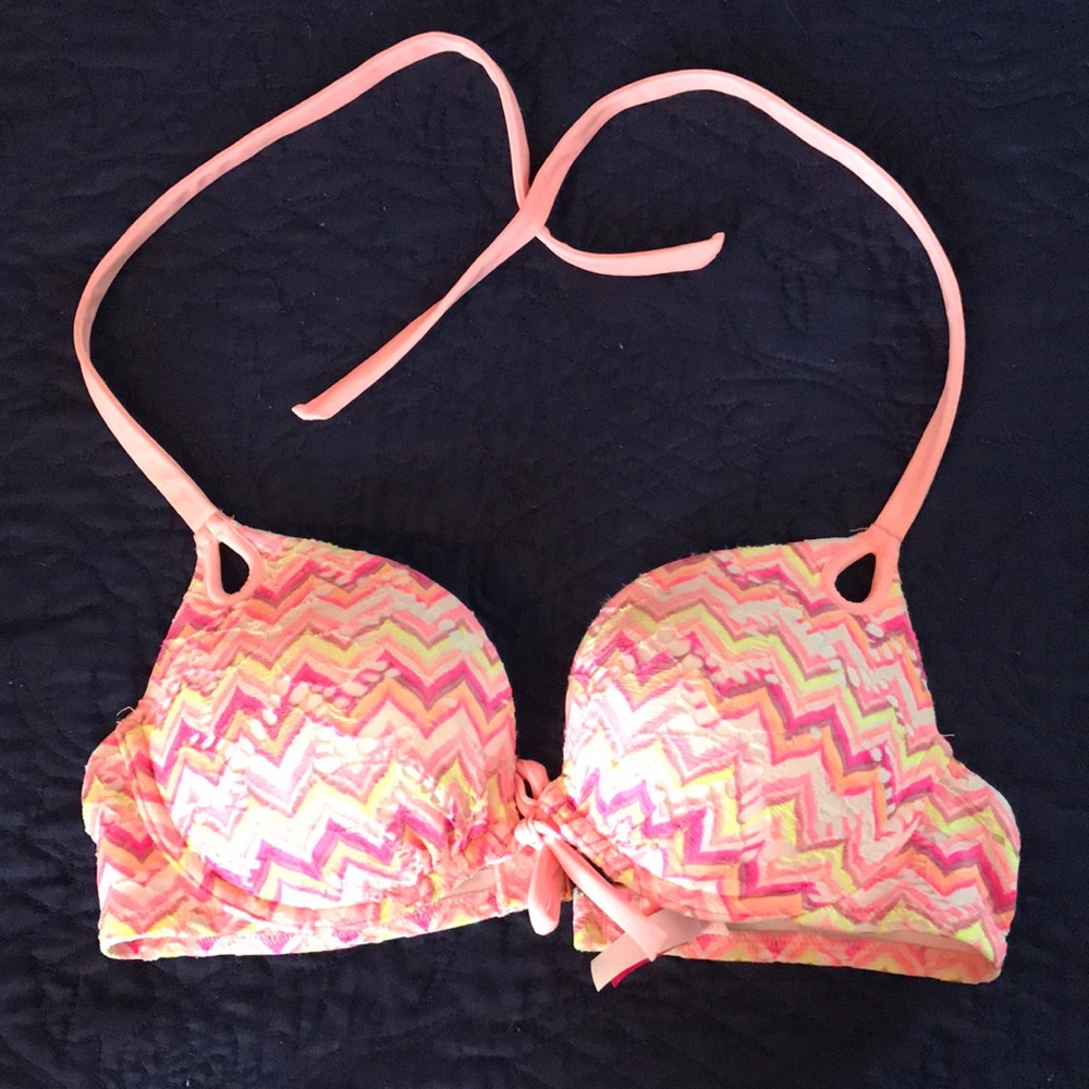 Victoria secret chevron bikini top 👙